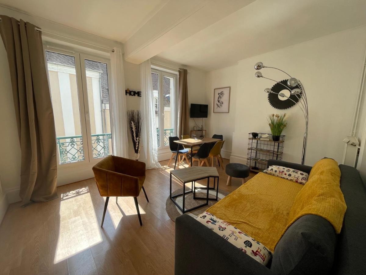 Appartement Hyper Centre, Parking Gratuit Fontainebleau Exterior photo