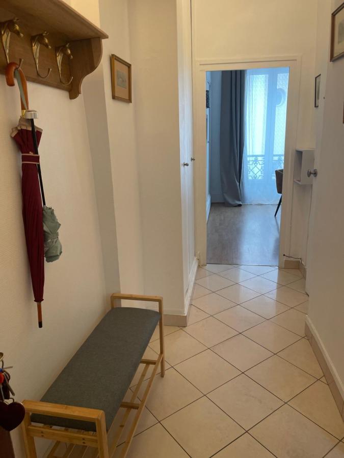 Appartement Hyper Centre, Parking Gratuit Fontainebleau Exterior photo